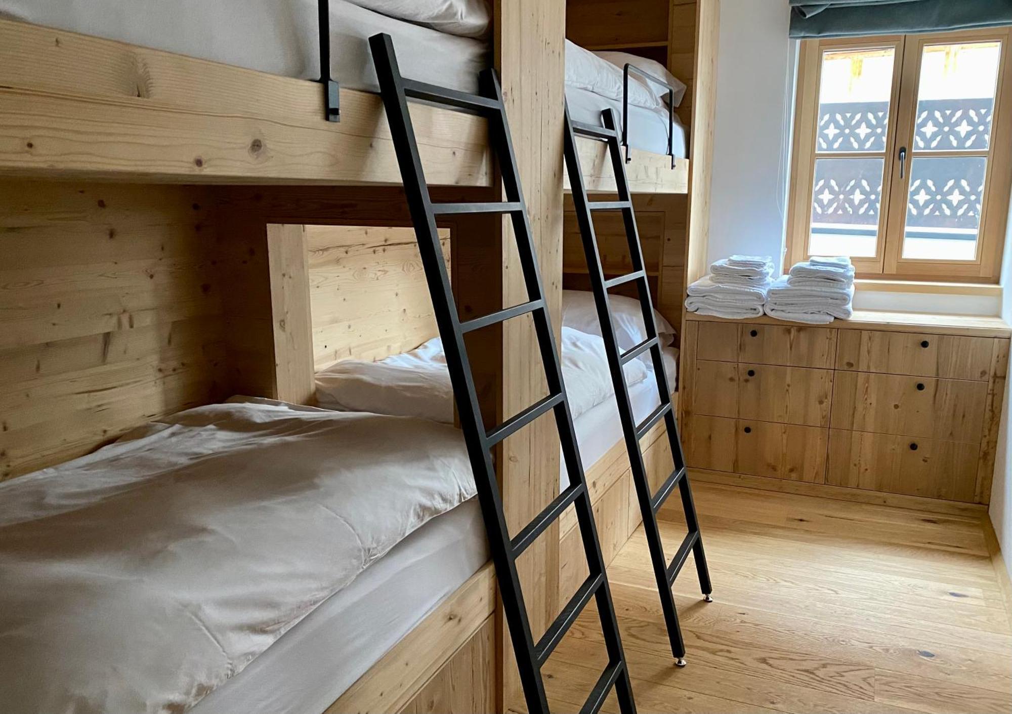Chalet Marmotta "Neve" - Luxus Chalet 장크트안톤암아를베르크 객실 사진